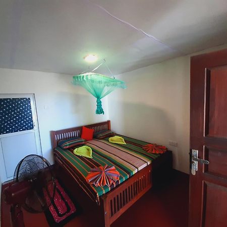 luna beach home&cabanas Galle Exterior foto