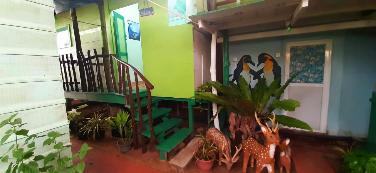 luna beach home&cabanas Galle Exterior foto
