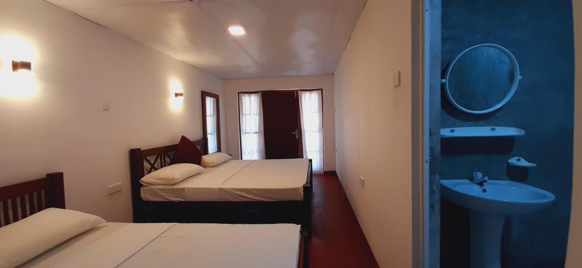 luna beach home&cabanas Galle Exterior foto