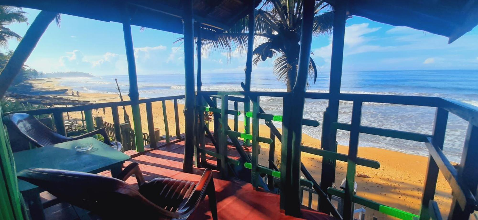 luna beach home&cabanas Galle Exterior foto